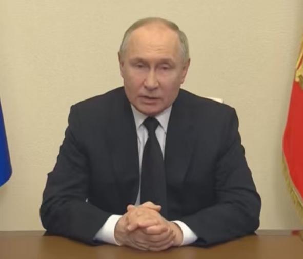 普京被美国媒体提问，如果中国统一台湾，俄罗斯会不会插手？普京的回答，让记者当场哑