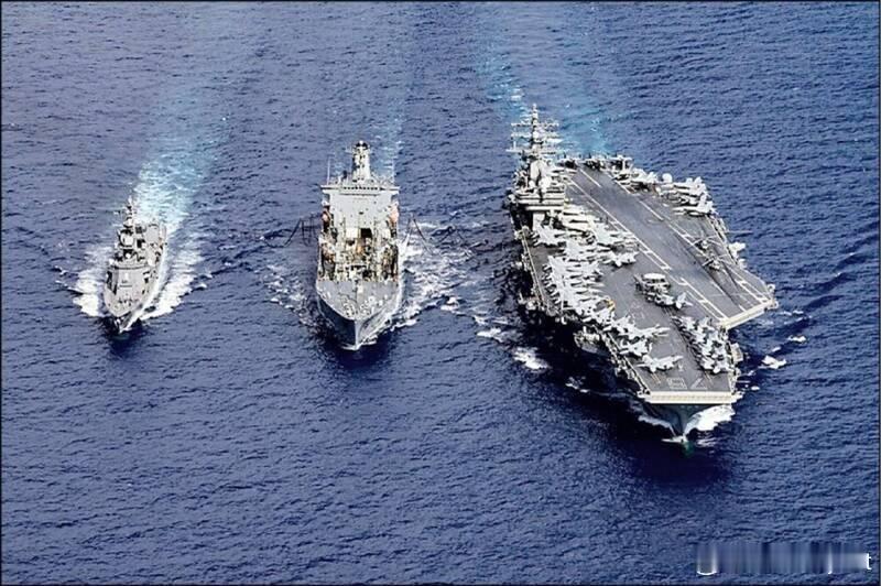 高市早苗执政后首次 日本护卫舰“雷”号通过台湾海峡海外新鲜事日本 据日本媒体报道
