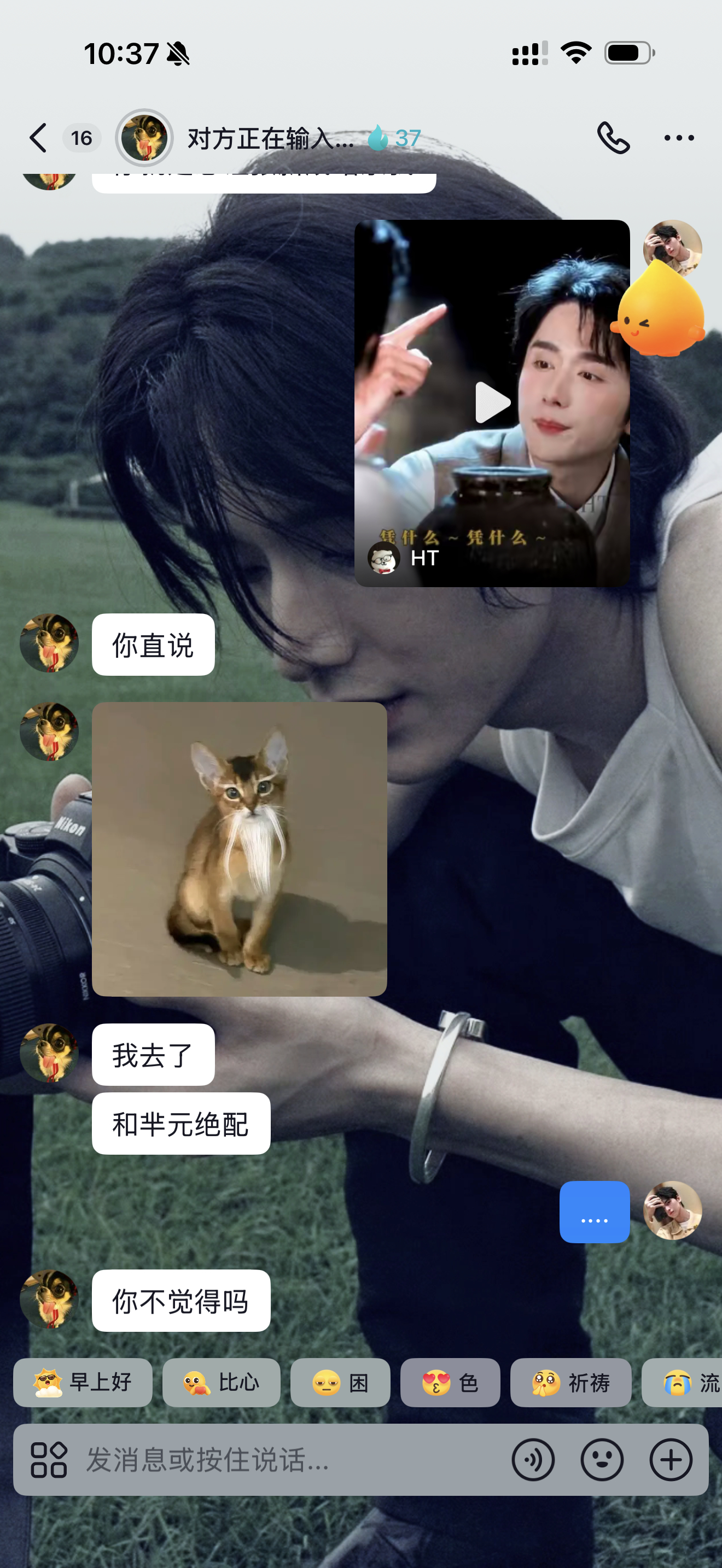 这人咋了 天天给咕哒p一万张黑图