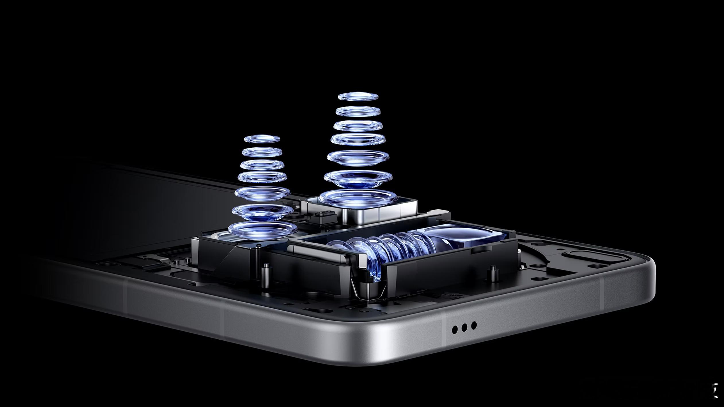 有一说一，蓝厂的影像是真的卷，明年的超大杯产品部分配置看着是相当“唬人”。主摄给