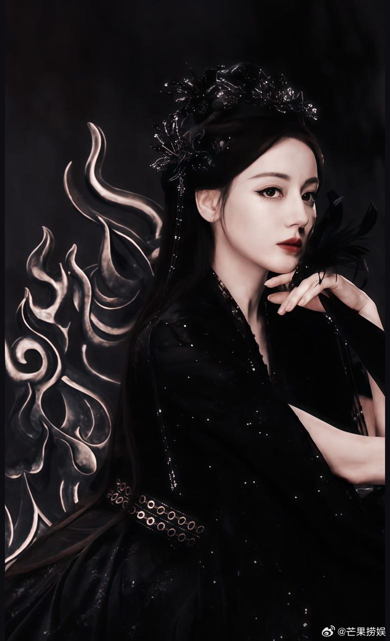 白日提灯剧粉事业心 真的被《白日提灯》的剧粉狠狠惊艳到。从女本位宣传、繁花春日模