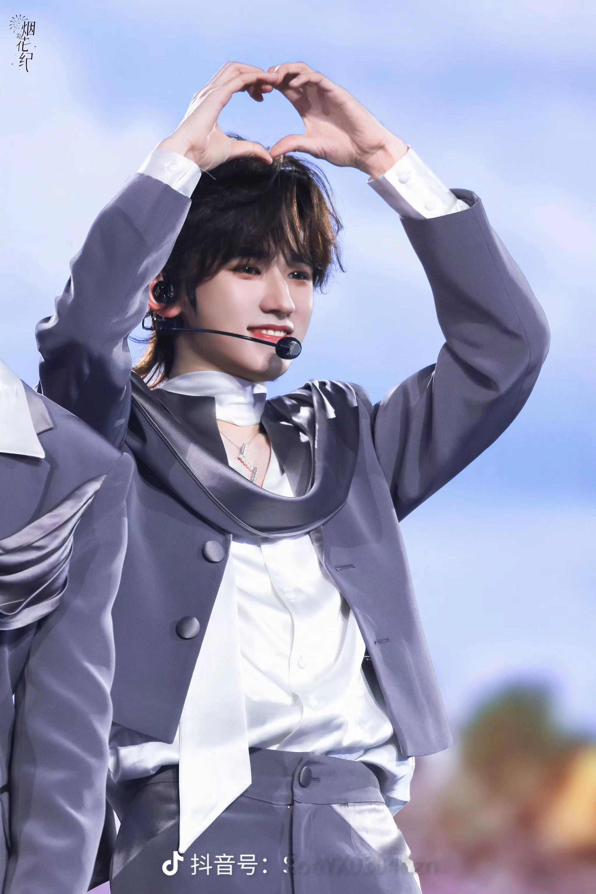 完全妹妹头 宋亚轩 好萌 