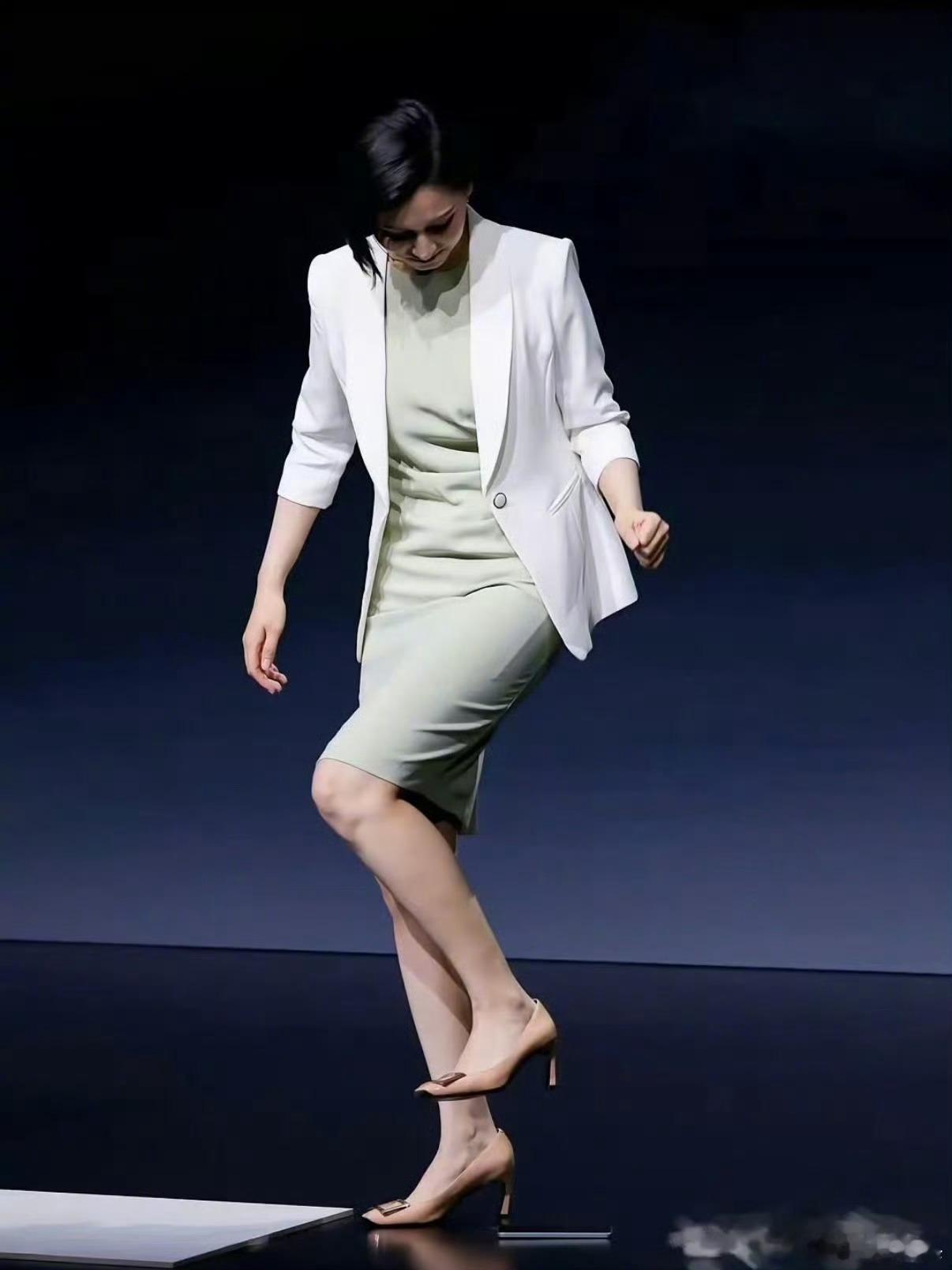 王自如和monica联手整活王自如和Monica这对CP是真会玩！一个测评大佬，