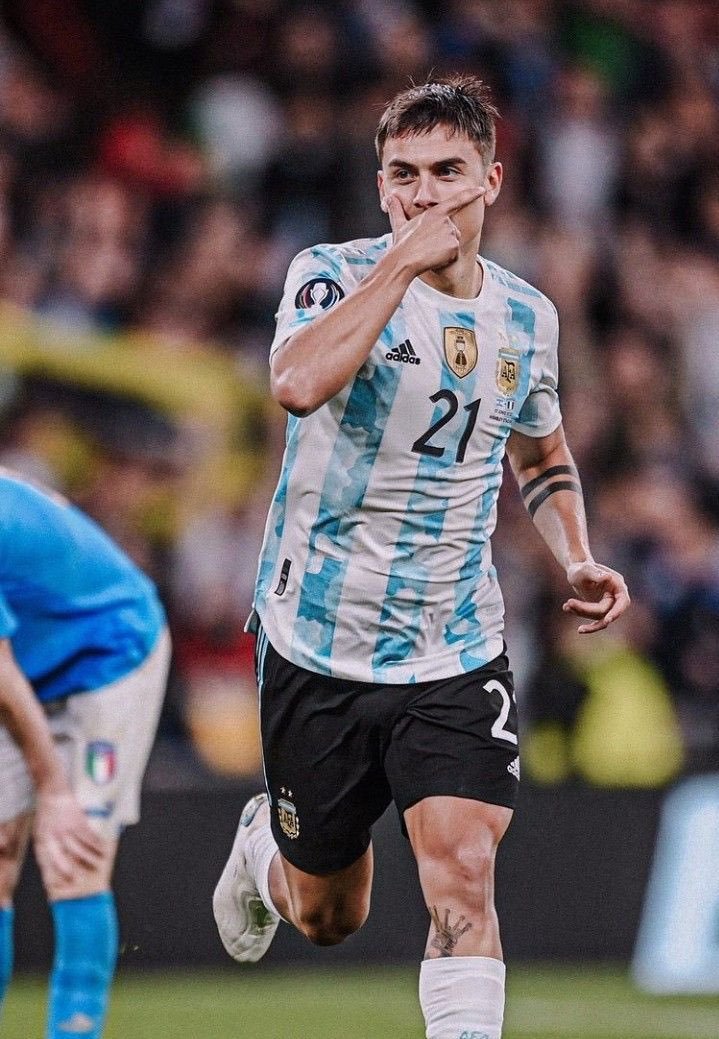 迪巴拉接受采访谈留在罗马🎙️：“我想重返阿根廷国家队，拒绝沙特的邀请时我考虑了