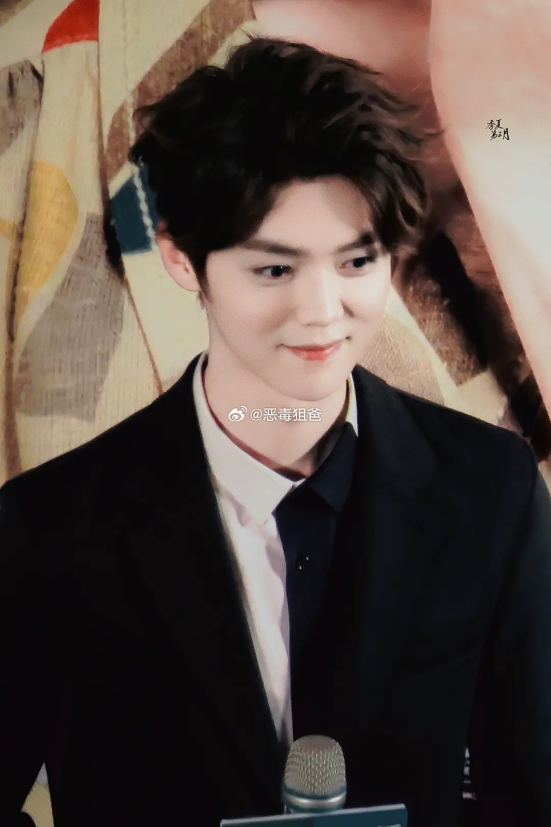 重返20岁的鹿晗 项前进好久不见这个时期的鹿晗简直了 嫩的像水蜜桃 