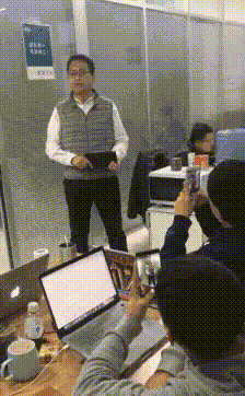 上哪找这样的老板[赞][捂脸]