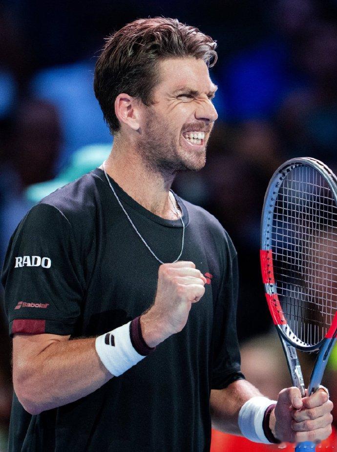 阿尔卡拉斯巴黎赛首战出局诺里首次战胜世界排名第一 巴黎大师赛第二轮，阿尔卡拉斯6