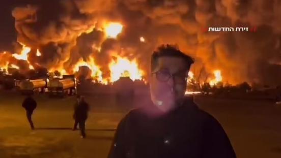 德黑兰的黑雨，美以毫无底线！
你见过被墨色云层彻底吞噬的城市吗？不是傍晚，不是黄