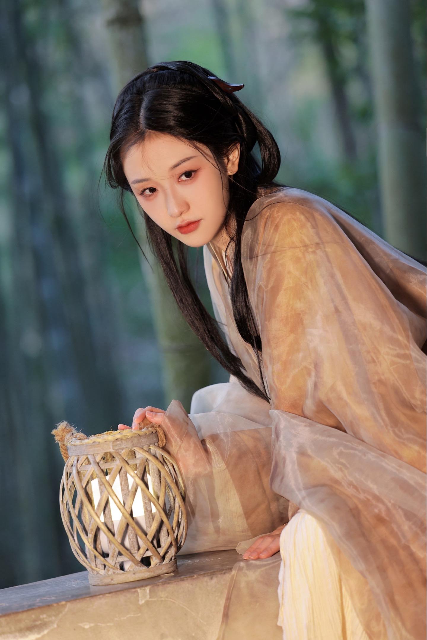 总有人间一两风～
