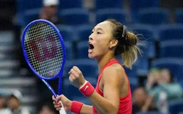 赢球仍有隐患！郑钦文2-0横扫梅尔滕斯，李娜早已看出隐患