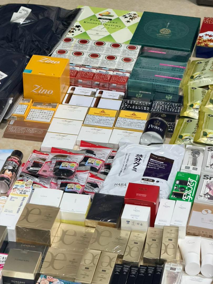 物流在路上这是6 月份人肉带回的大部分还有其他我已经送过香港出啦下次日本 8 月
