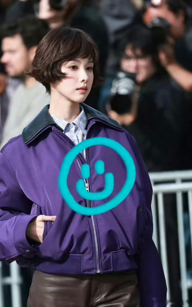 陈都灵罗意威生图陈都灵生图美成啥样了陈都灵罗意威看秀无修生图出圈！外媒镜头原相机