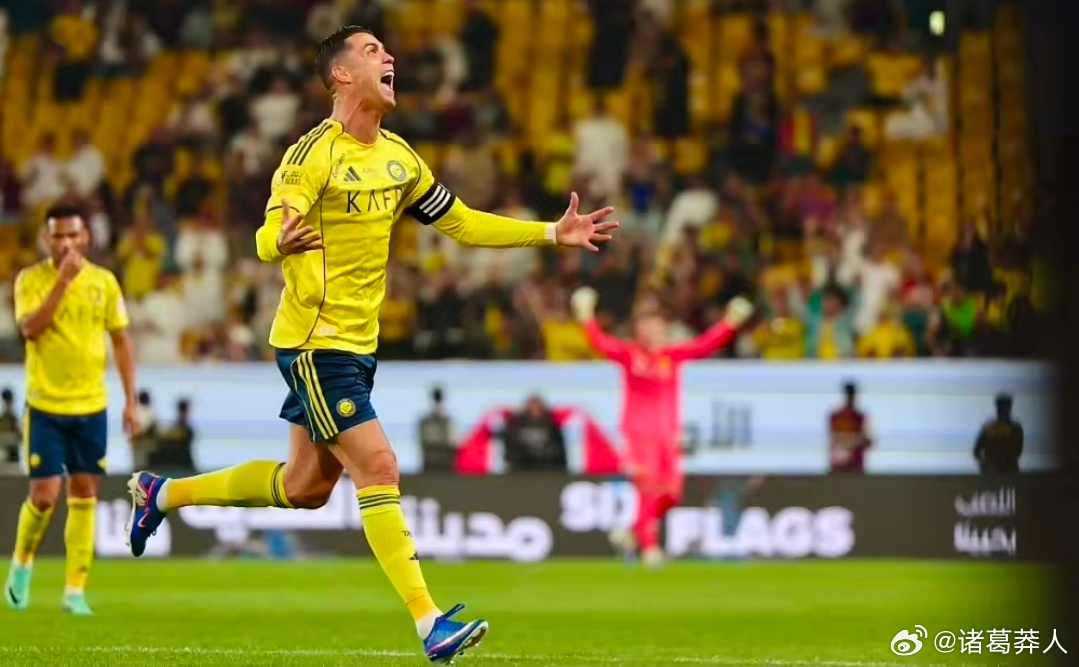 利雅得胜利官宣：C罗伤停两场，前往马德里接受专业治疗在一场3-1的胜利过后，利雅