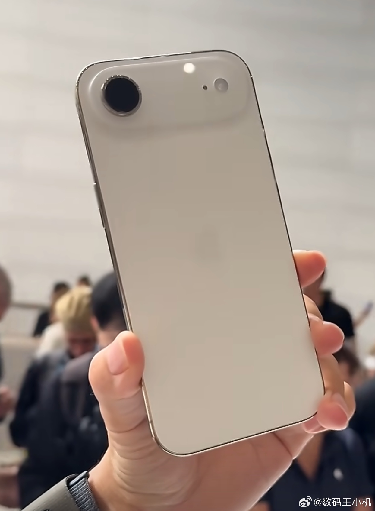eSIM苹果发布会有何亮点 苹果发布会 中国联通赢麻了，iPhone17 Air
