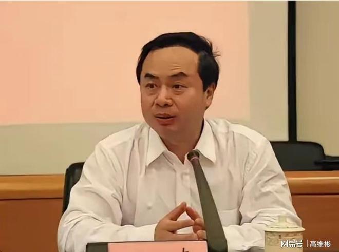 江苏落马的王奇有多么厉害？
王奇落马了，江苏省的党政圈为之一惊，王奇在江苏省委组