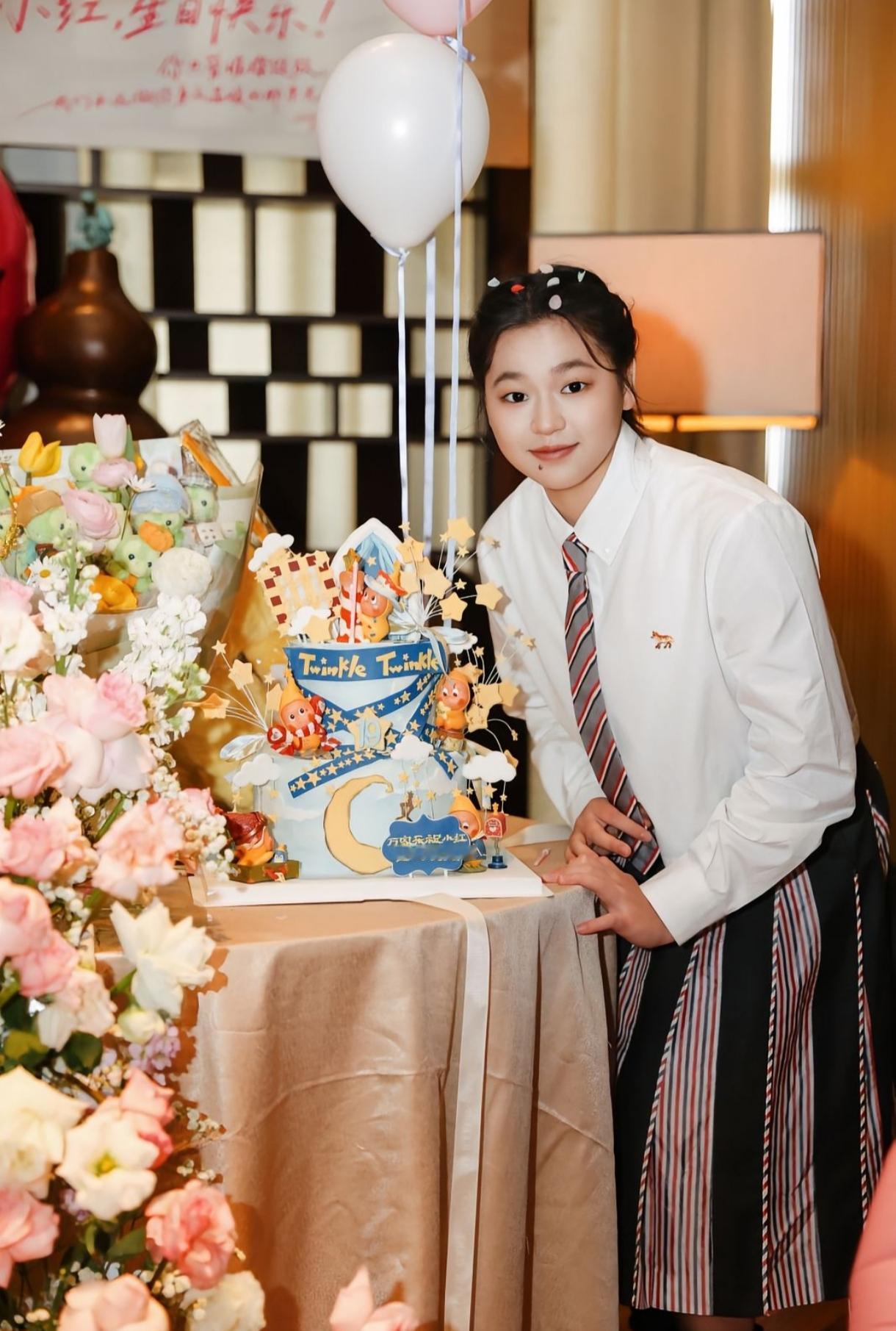 怎么样用理智的眼光看全红婵？
用理智的眼光看全红婵，不是冷漠，而是更深情的守护。