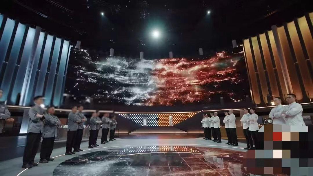 一饭封神打造了我的梦想厨房一饭封神把梦想厨房搬进赛场谁懂啊，《一饭封神》真的打造