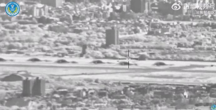 台蛙🐸连鸡窝都被拍了台军承认五大演习区域进入12海里昨天我军发布了双尾蝎无人机