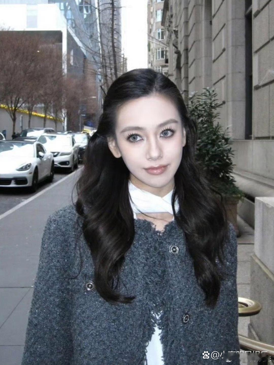 我发现所有的混血网红随便化个妆就可以很像Angelababy 