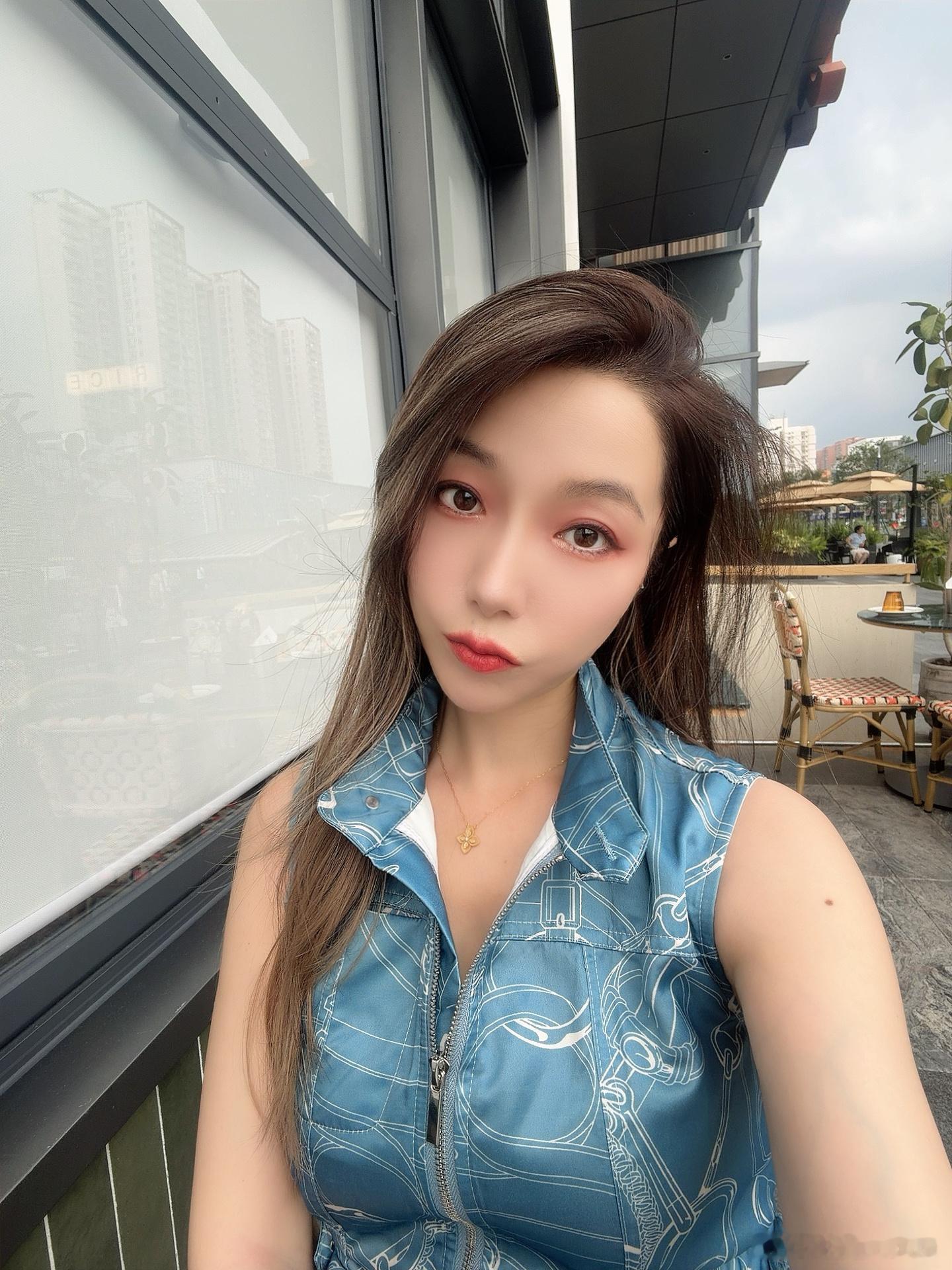 学到一个新形容词，西域魅魔，好带感的人设啊！ 