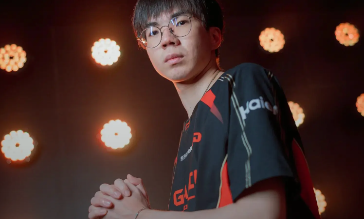 JunJia赛后采访：能有Tabe这样的教练，对我来说是一种荣幸