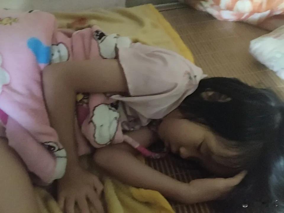我觉得我真的好失败，真的不懂怎么教小孩，我小女儿现在升三年级又不想去读书了，骗我