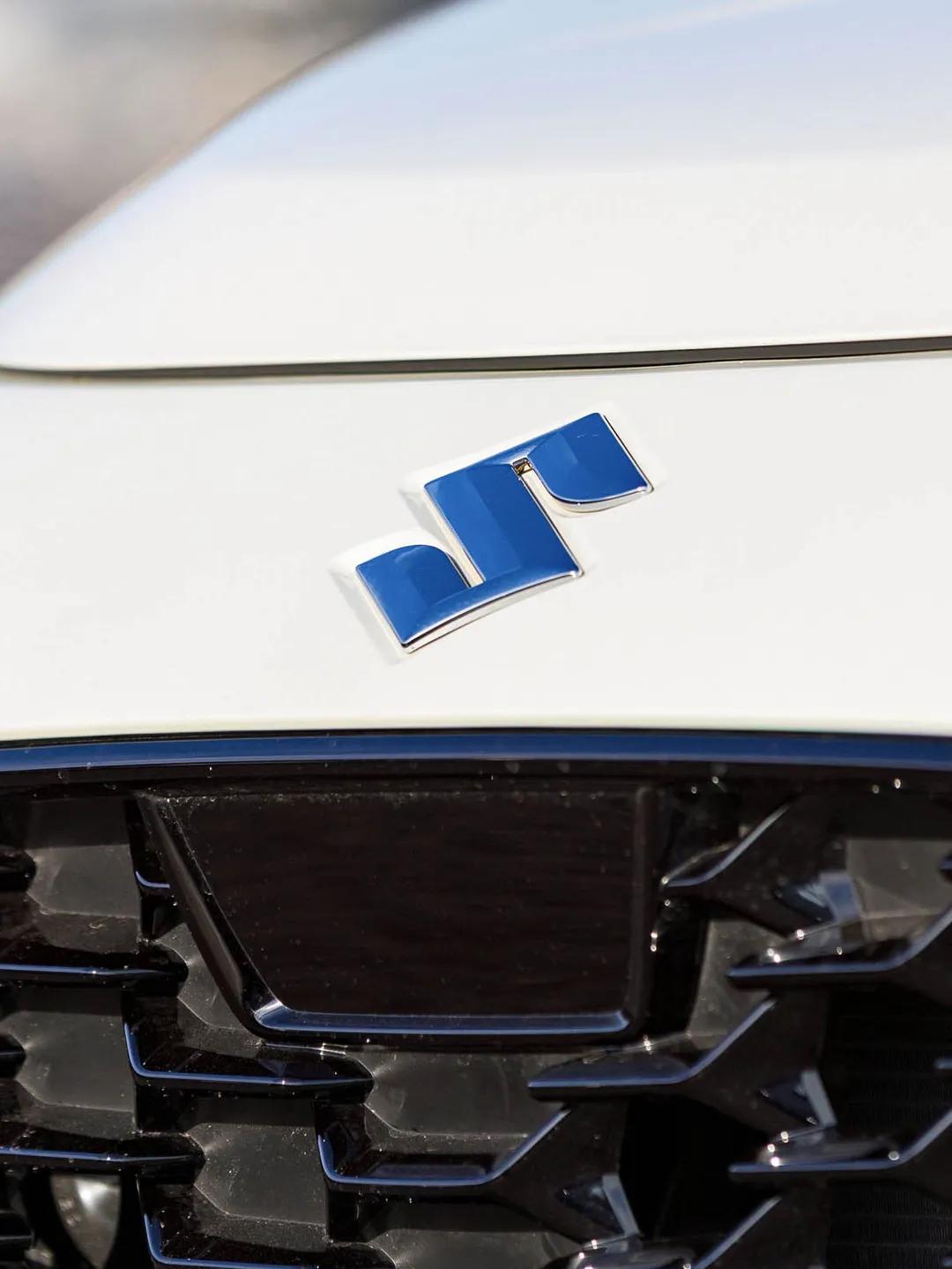 铃木在欧洲市场推出了2026款铃木Swift Hybrid Sakura特别版车