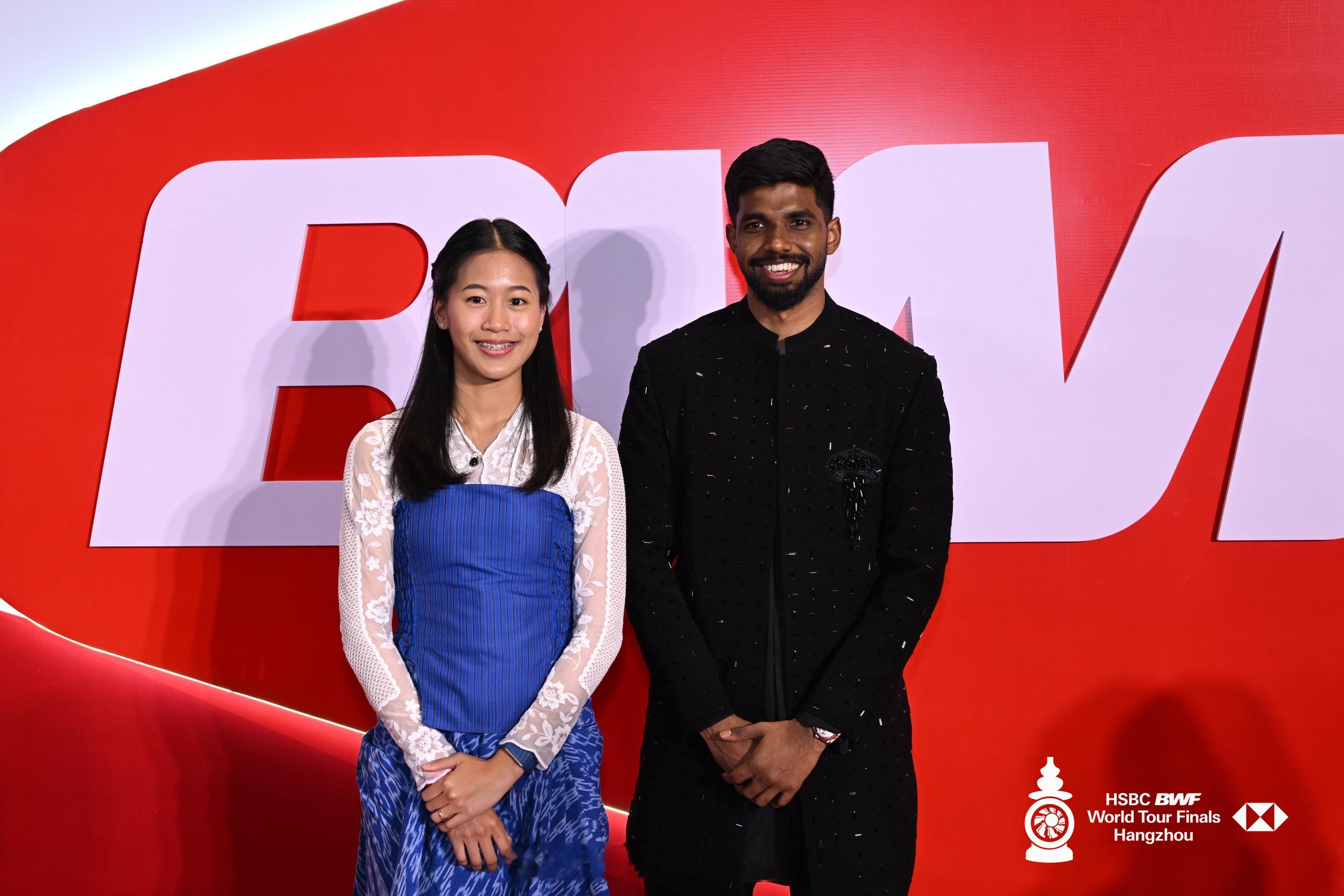 女子最佳着装奖：瓦尔达尼🇮🇩男子最佳着装奖：兰基雷迪🇮🇳（🥣💧）懂得