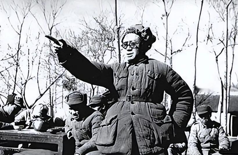 1935年，红军穿过大凉山，刘伯承给川军许剑霜捎话："行个方便！"没料到，许剑霜