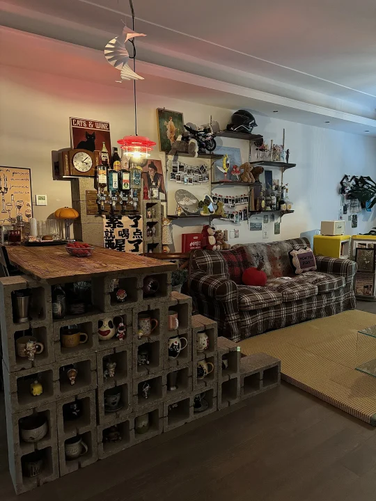 空心砖吧台➕老上海钟表    太有味道了❗️