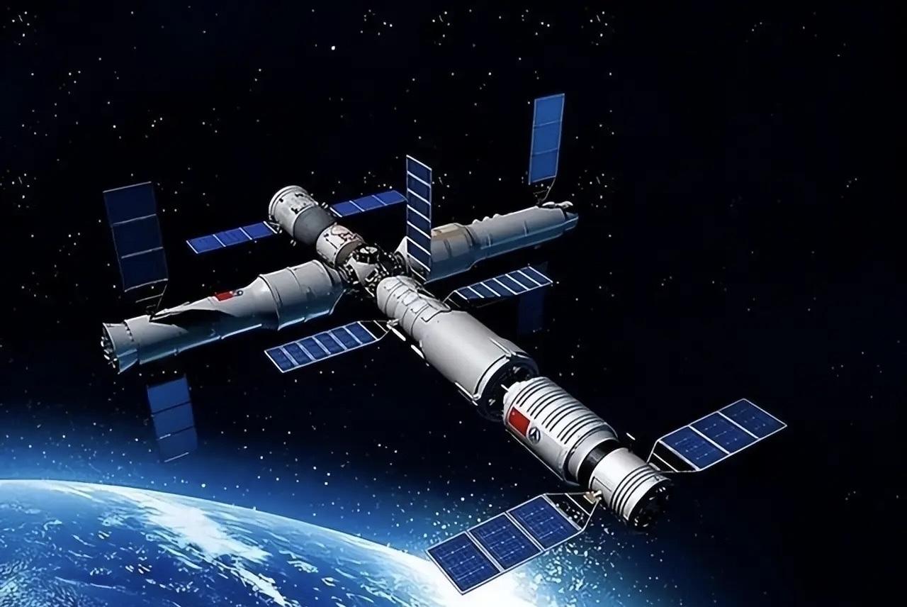 近日，神舟二十号飞船从天宫空间站顺利返回地球。在这次任务中，神舟二十一号乘组的三