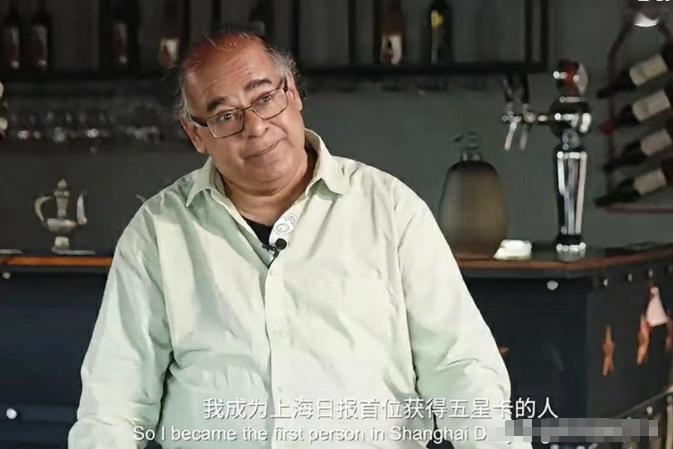 住了26年还不够，还想长期待下去吗？印度音乐家哈恩在中国待了26年，申请五星卡好