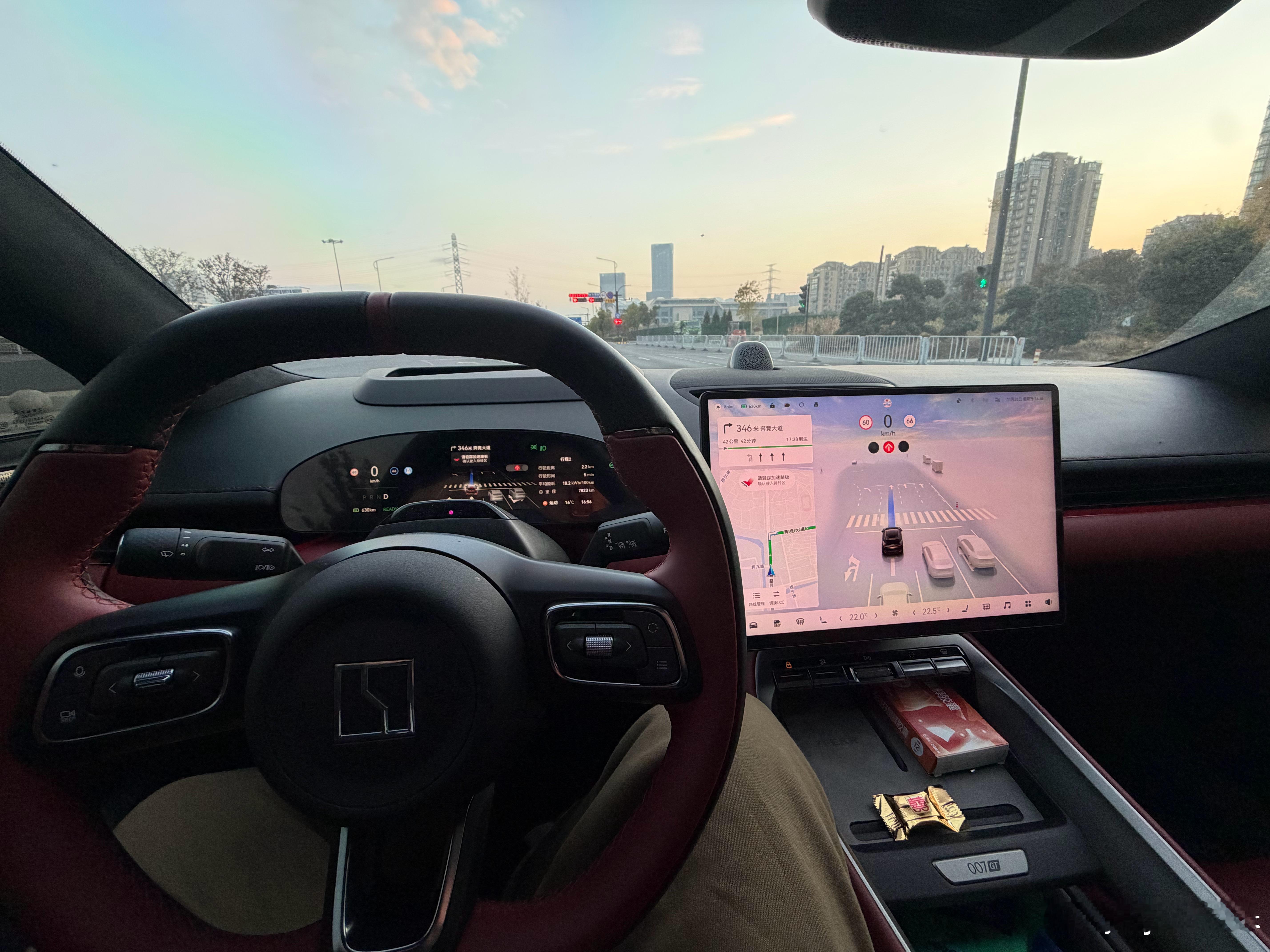 金车银车不如自家__