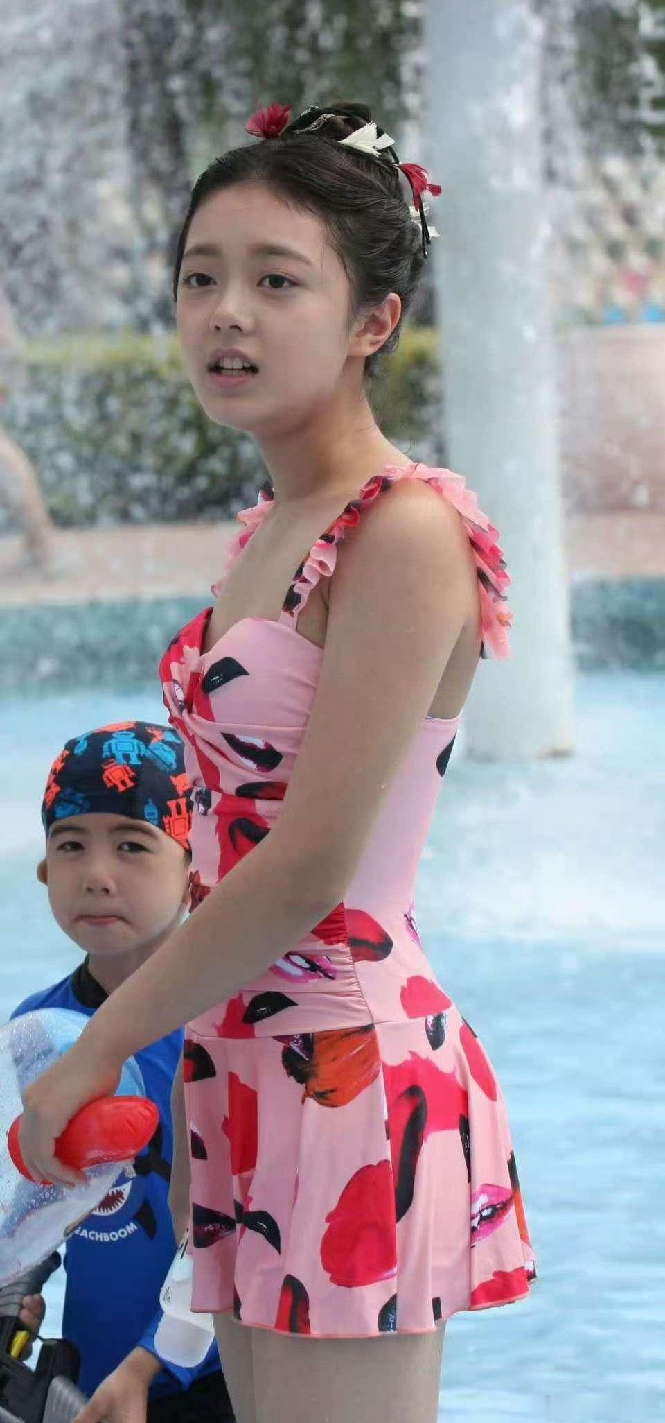 这是年轻时候的赵今麦，这才是少女该有的样子 