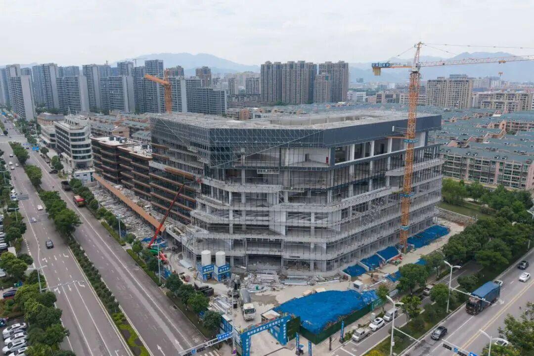 苍南吴前体育馆，即将完工投用

近日，苍南吴前体育馆整体施工进度突破90%，预计