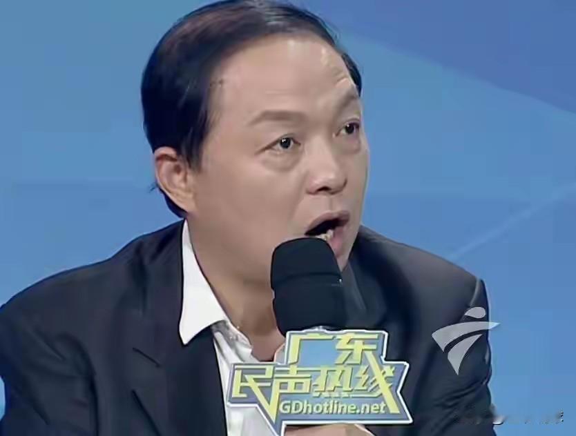 直到今天看到新闻是看到高三推迟一个月开学，9月1日正式开学，我才知道原来广东高三