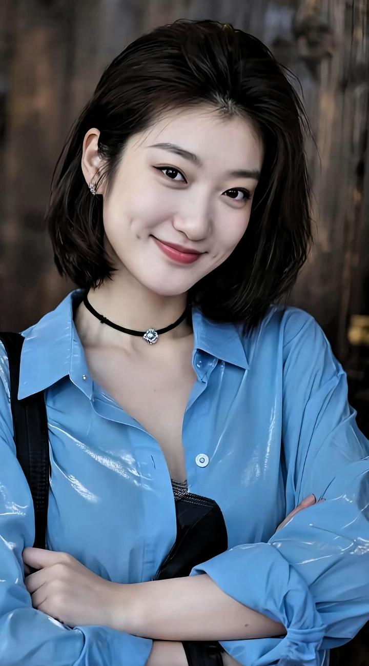 要说中国女篮最厉害的是谁，李梦、王思雨、刘禹彤这三巨头必须拥有姓名。
刘禹彤被称