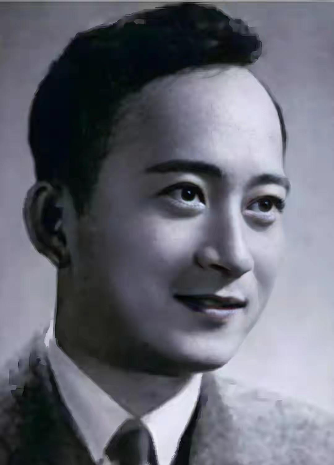 2023年，让女孩们排队抢票的顶流，是一个60年前的“老头”。
上海电影节，4K