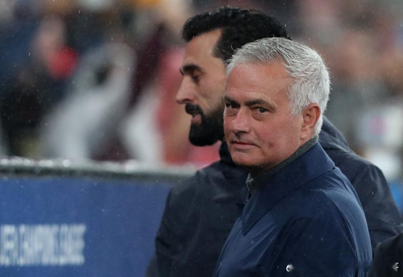 《阿斯报》发文，介绍了皇家马德里在曼彻斯特的下塌酒店。皇马即将在欧冠16强次回合