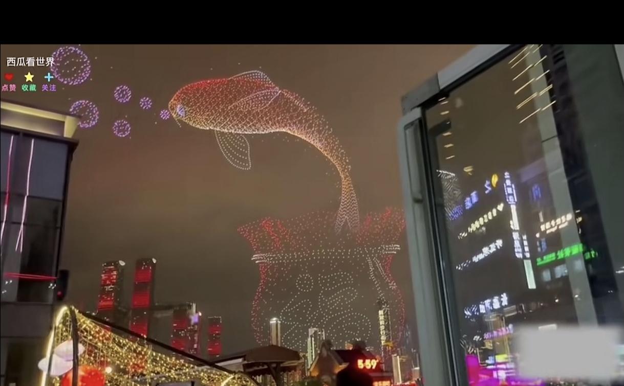 时间回到2013年，广州艺术学校动员全校学生给欧豪投票，因为欧豪是广州艺术学校毕