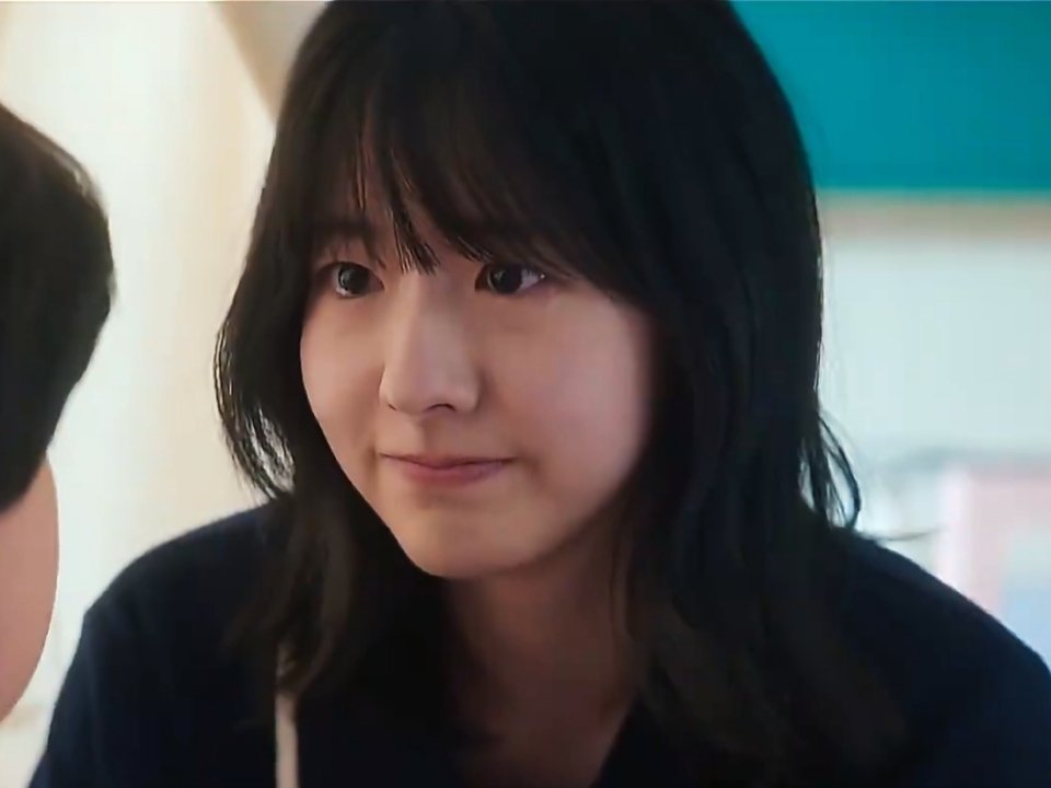 老师你能抱抱我吗🥺咋这么萌呢🥺 