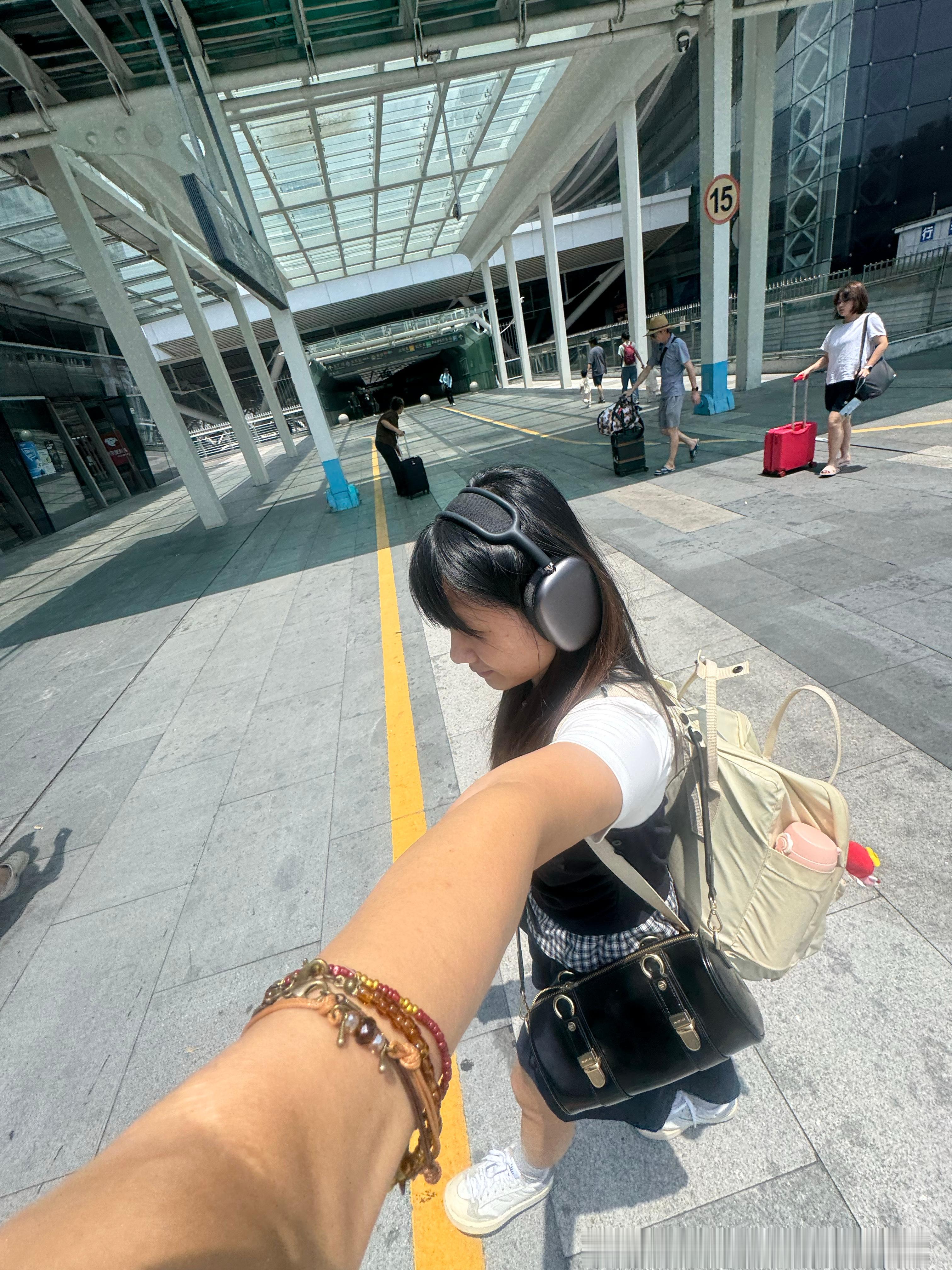 深圳比厦门还热