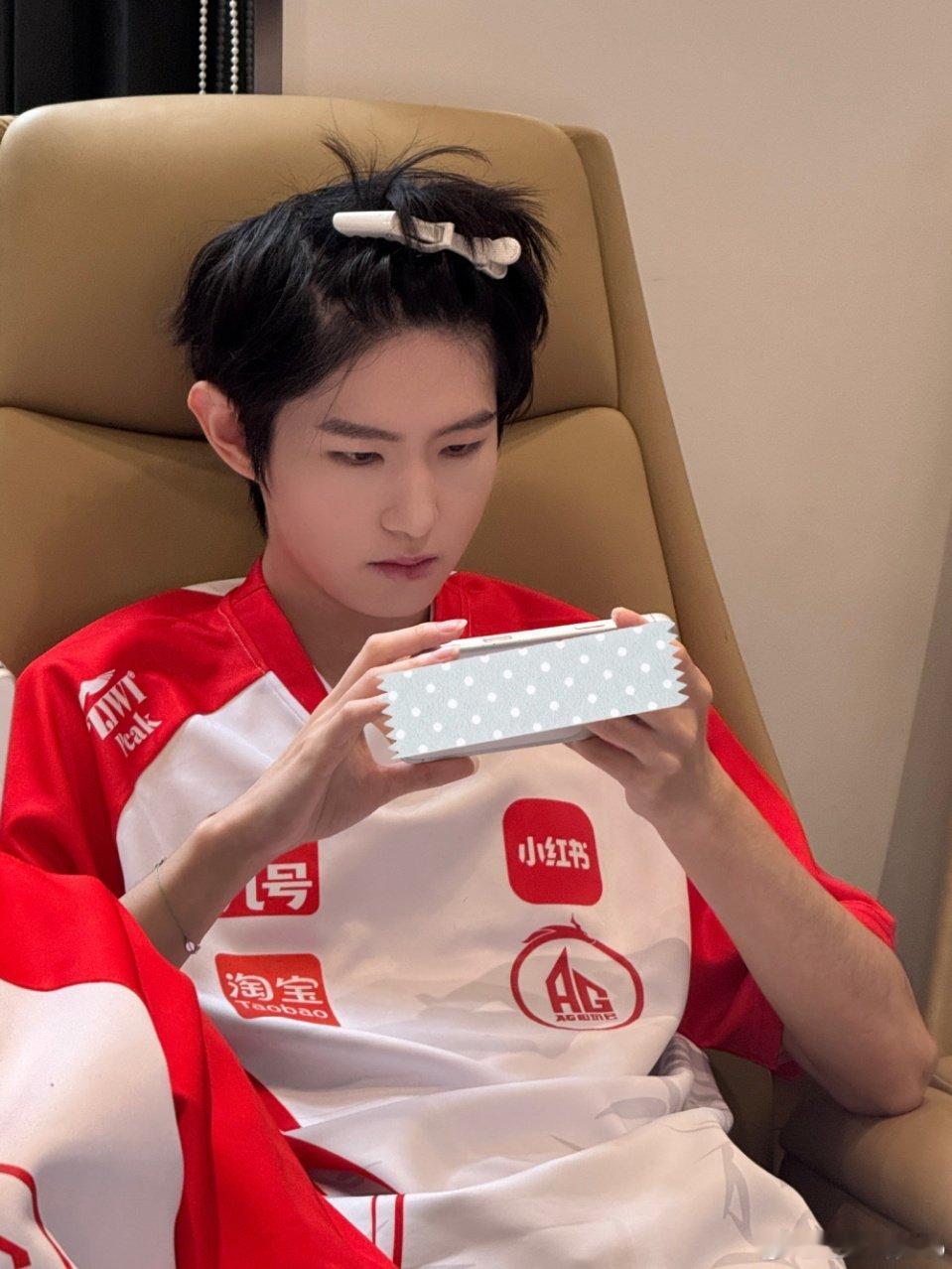 一诺的一些碎片分享一诺沉下心稳步向前等我回来一诺沉下心来稳步向前~等你回来 