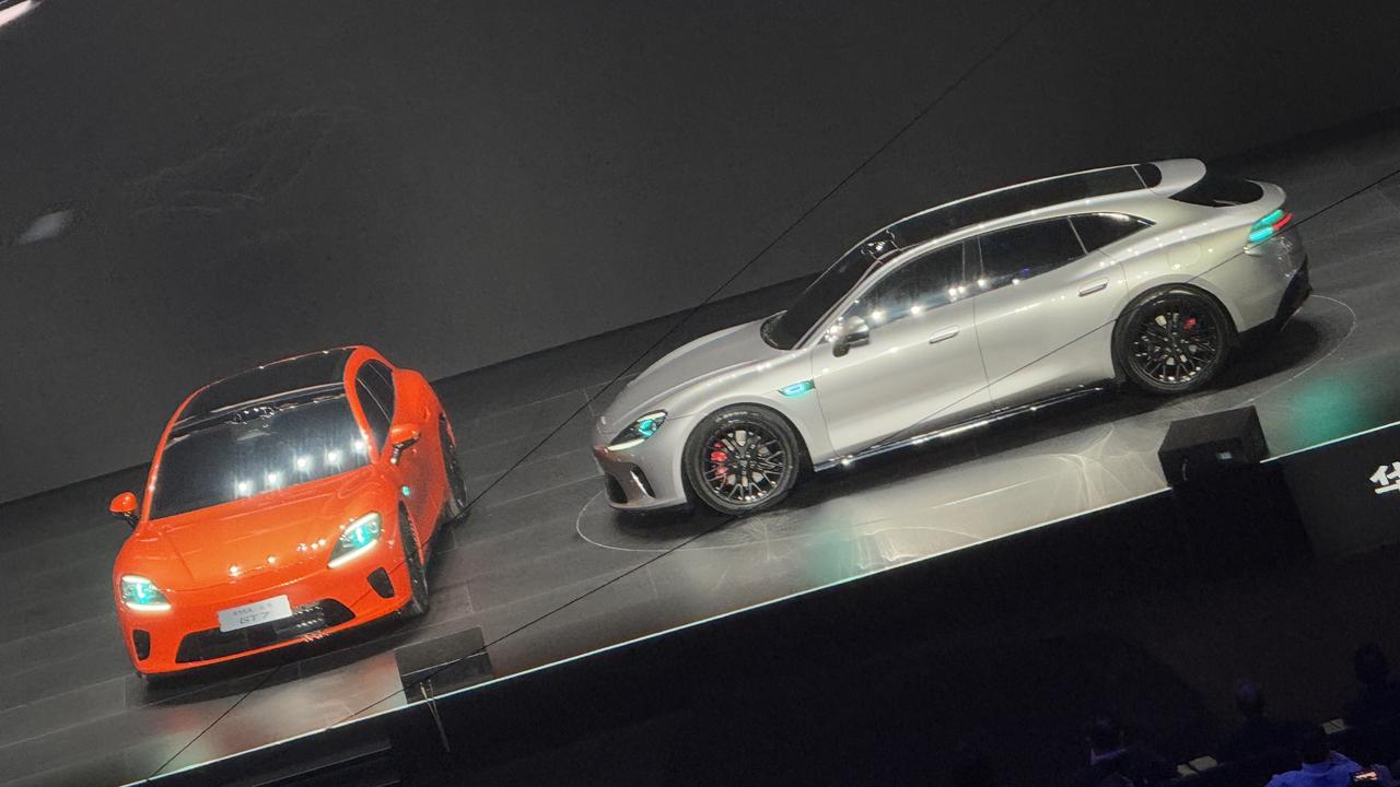 启境GT7开启盲订。3月17日，启境汽车品牌发布会暨GT7首秀，启境GT7正式开