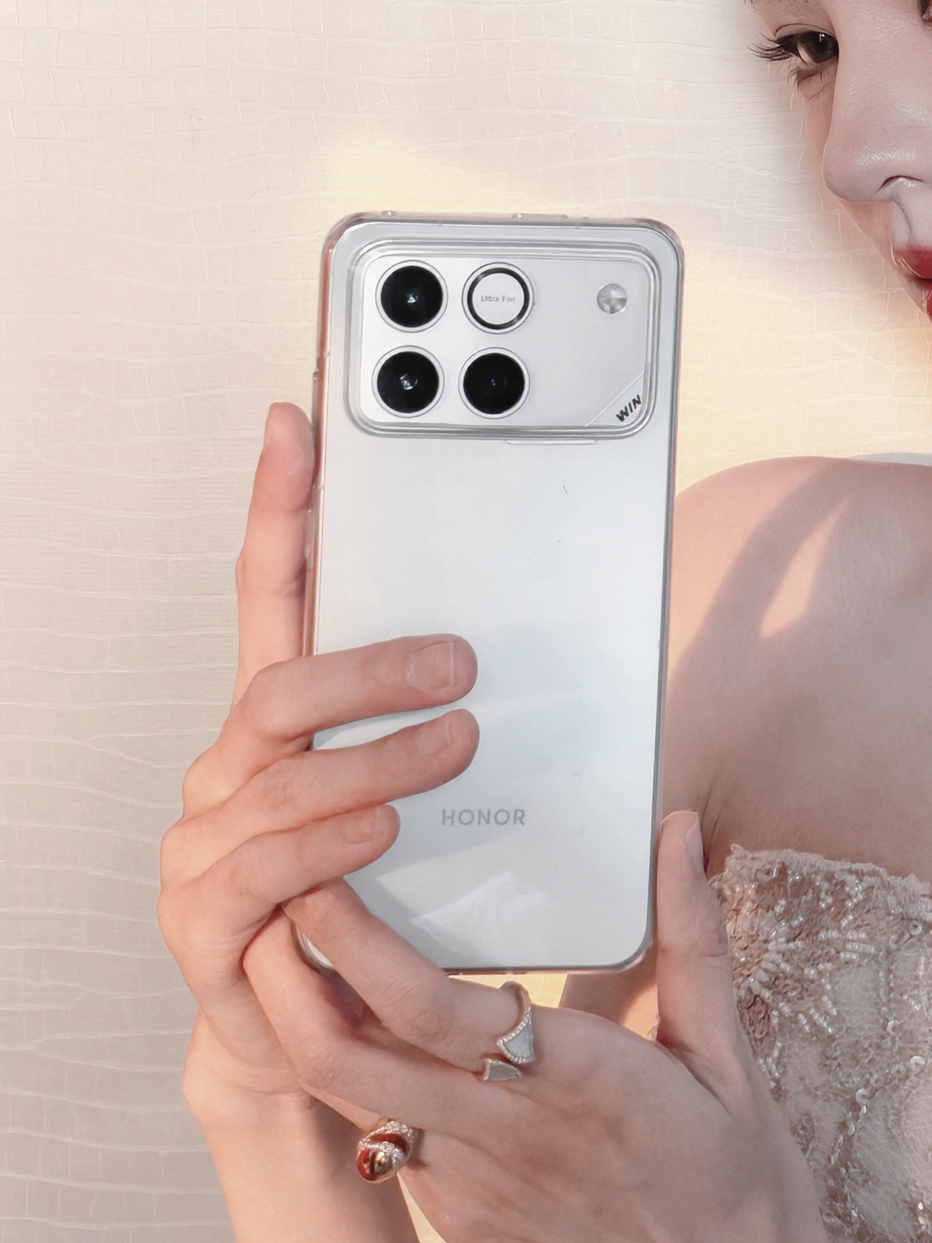 荣耀GT系列升级为荣耀WIN “荣耀WIN”这个命名并非是品牌方私下所定，而是从