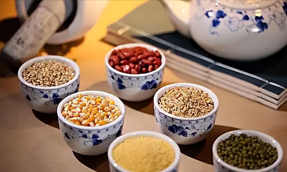 坚持运动对男性生理功能恢复有帮助吗？






很多朋友年纪轻轻就出现了功能问