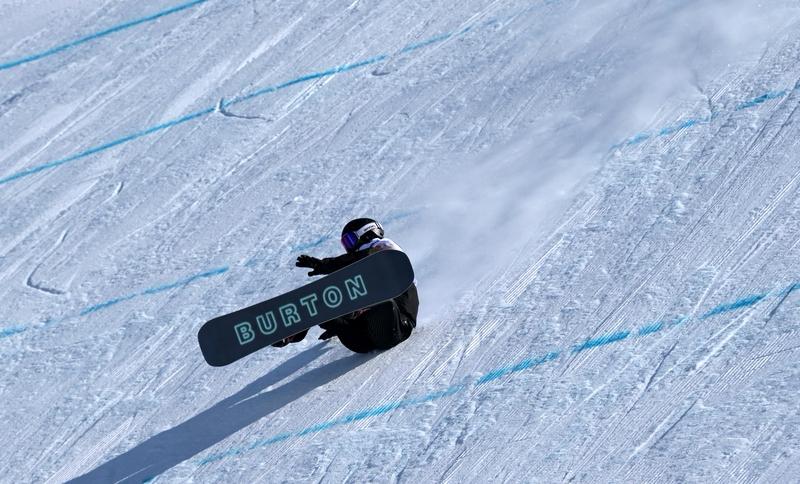 苏翊鸣第一滑后比心这个画面太戳人了！2026 年米兰冬奥会单板滑雪坡面障碍技巧预