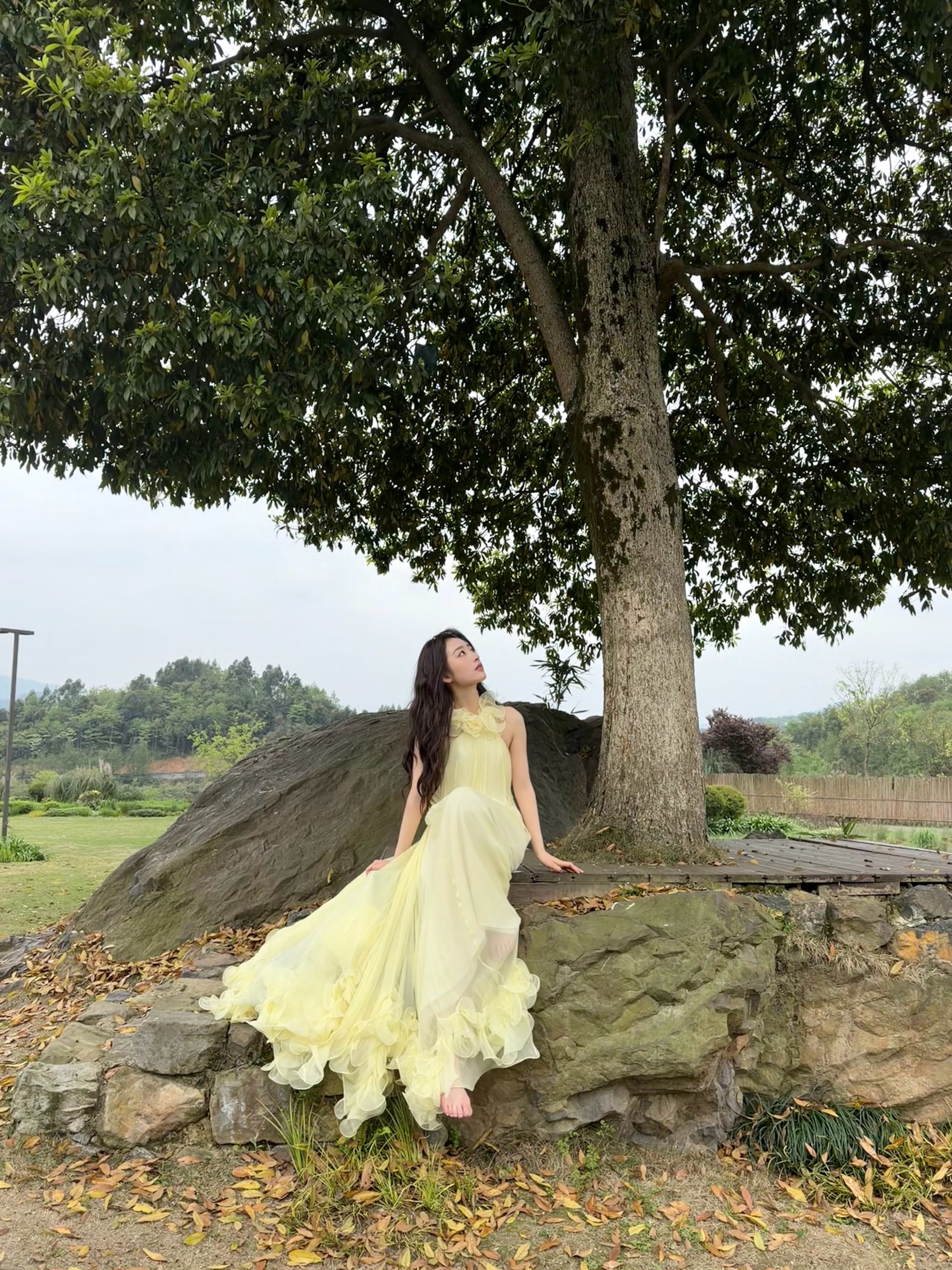 邓恩熙REDGALA红毯造型 