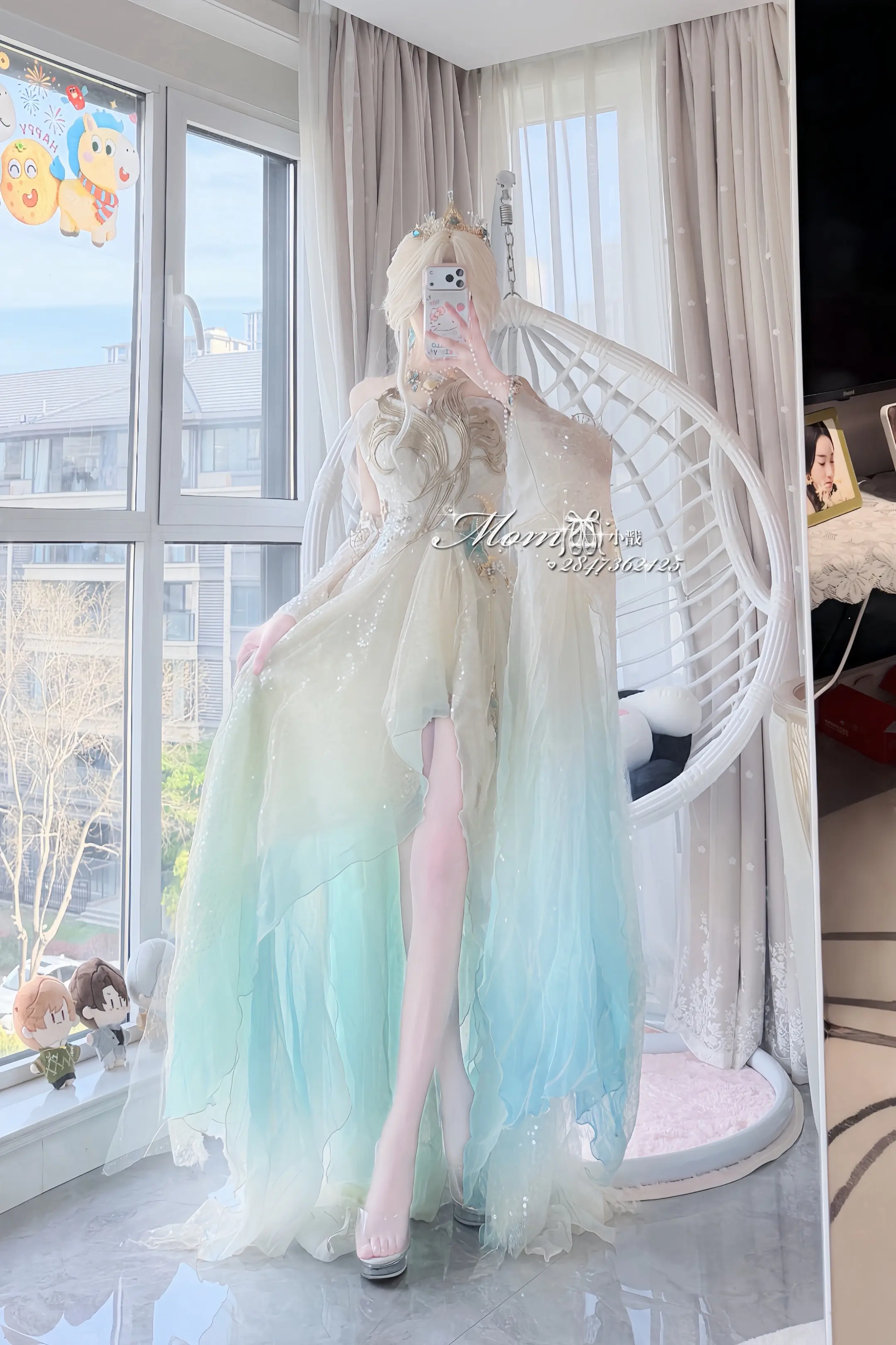 貌美但实在不值四位数的衣服...