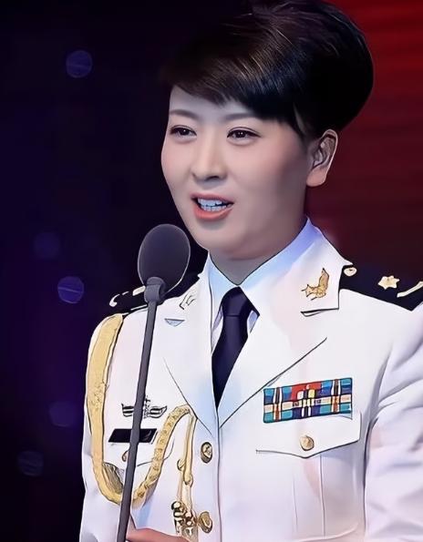 最近演员闫学晶被骂惨了，事情的原因就是，她在直播间说自己儿子，现在过的特别艰难，